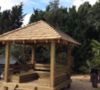 106.KIOSQUE DPT 35 ETS MORIN ET ASSOCIES COUVERTURE TUILES DE BOIS CHATAIGNIER